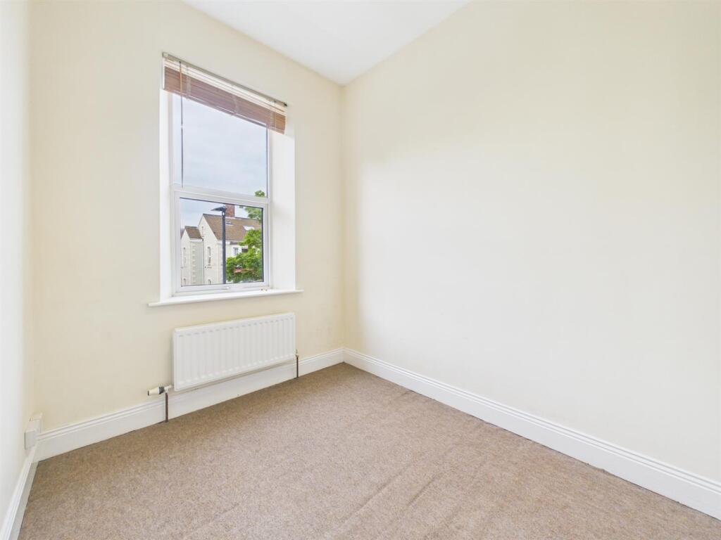 Apartment in North Tyneside, Cullercoats - More