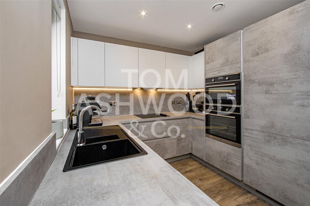 House in Ilford - View 4