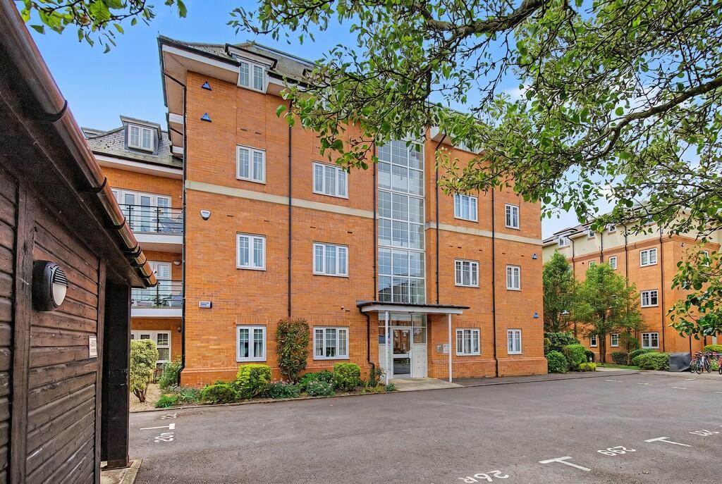 Main image of property: River View Terrace, Abingdon
