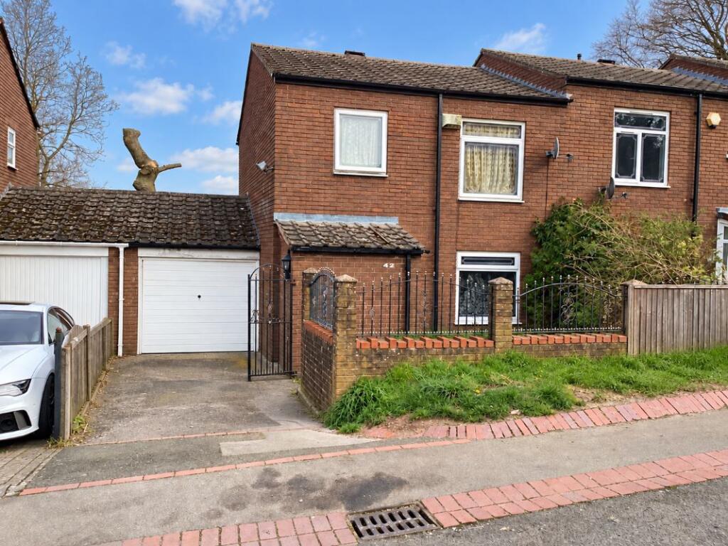 Main image of property: 42 Wide Acres, Rednal, Birmingham, B45 0HB