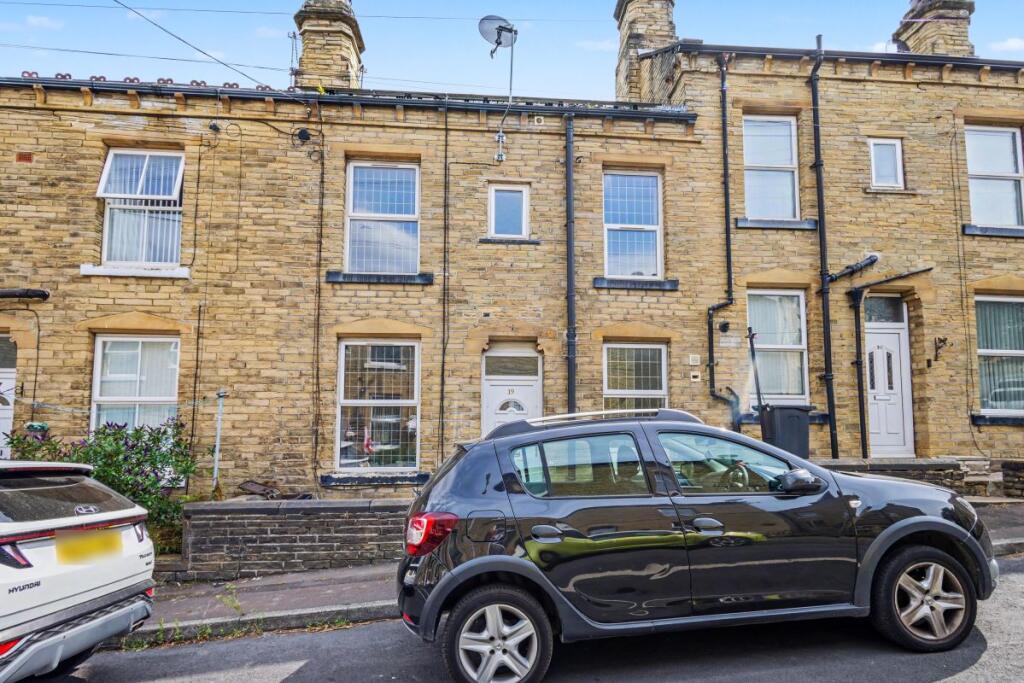 Main image of property: 19 Industrial Street, Brighouse, West Yorkshire, HD6 1TY