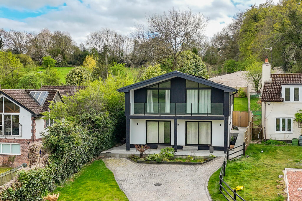 Main image of property: Nags Head Lane, Great Missenden, HP16