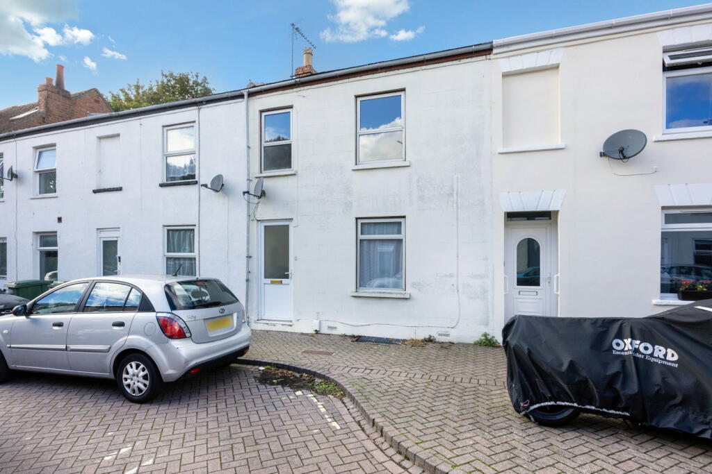 Main image of property: Charles Street,Cheltenham,GL51 9HH