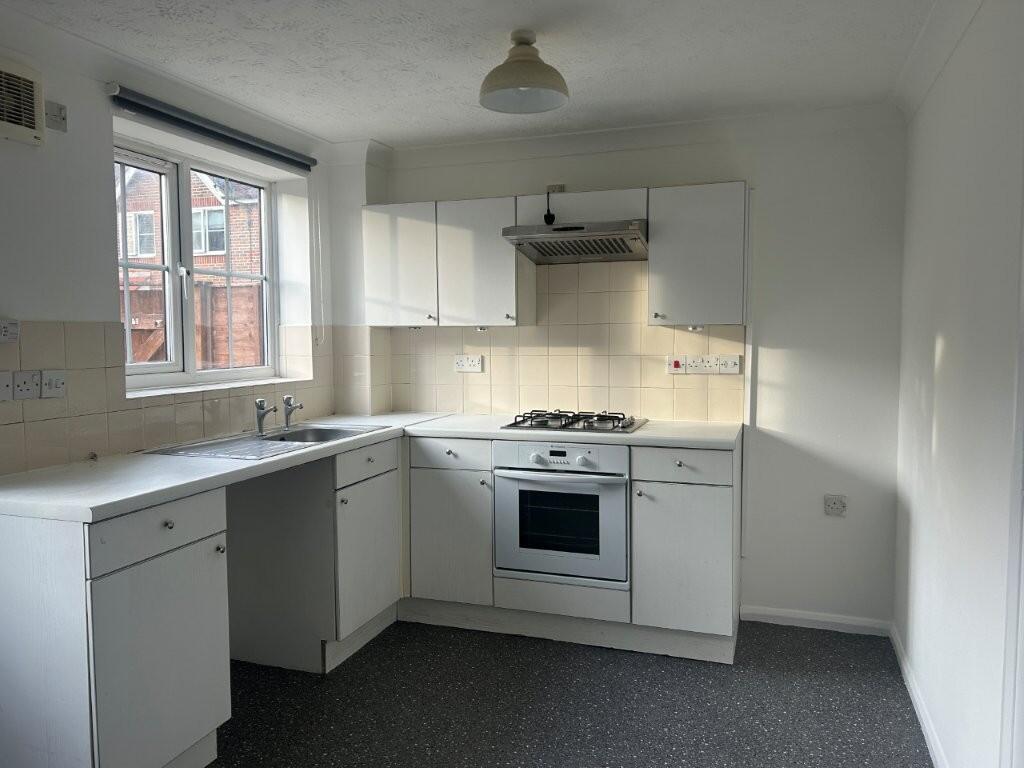 House in Southampton - View 2