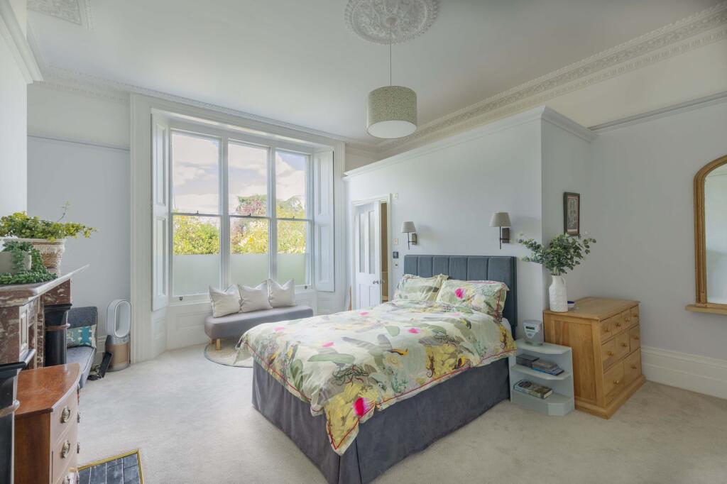 Apartment in Tonbridge - View 5