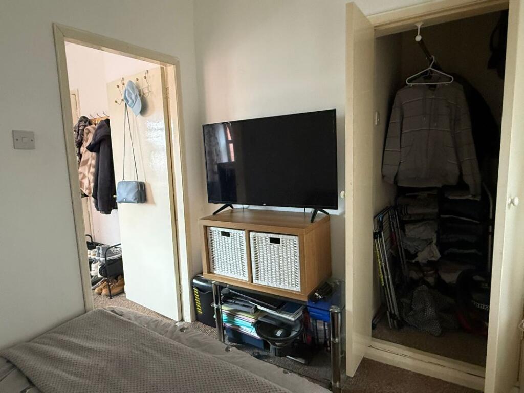 Apartment in Newark, Balderton - More