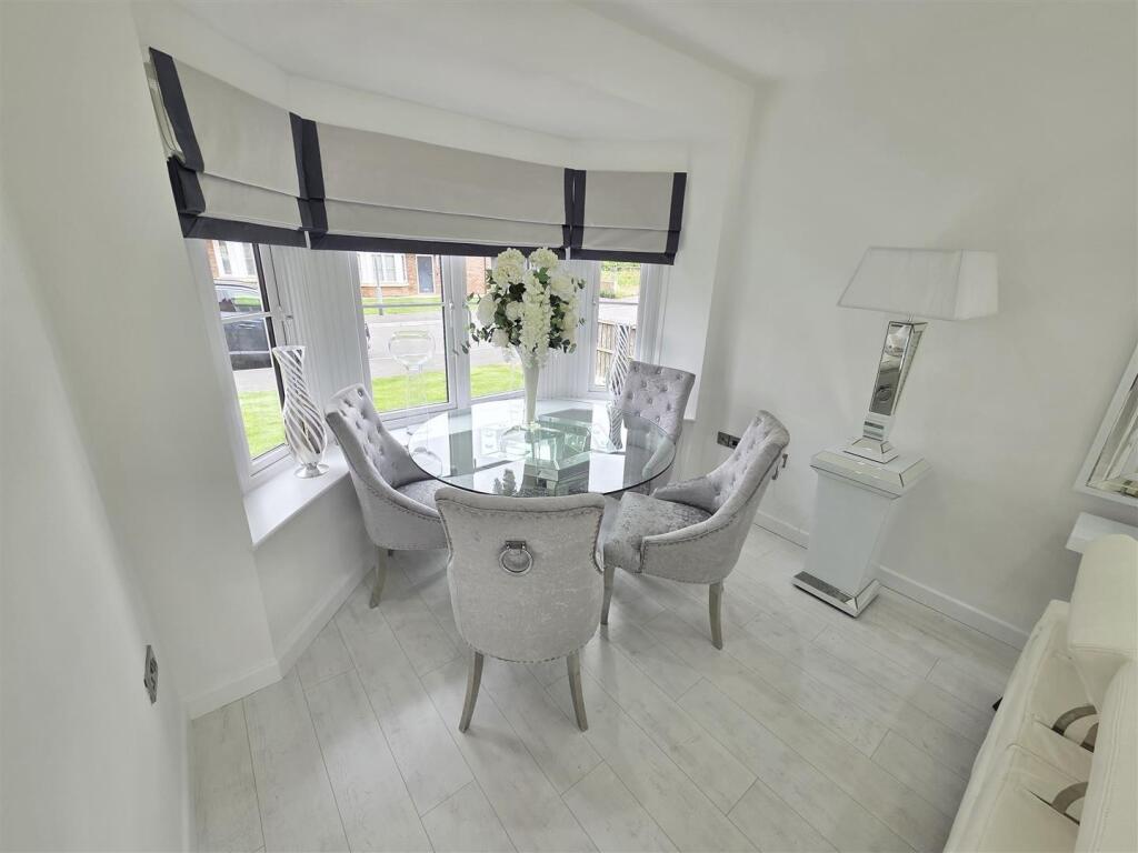 House in Mansfield, Warsop - View 4
