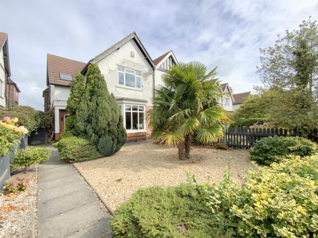 Main image of property: Weelsby Road, Grimsby