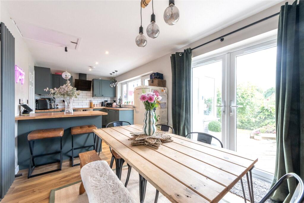 House in Taunton - View 5