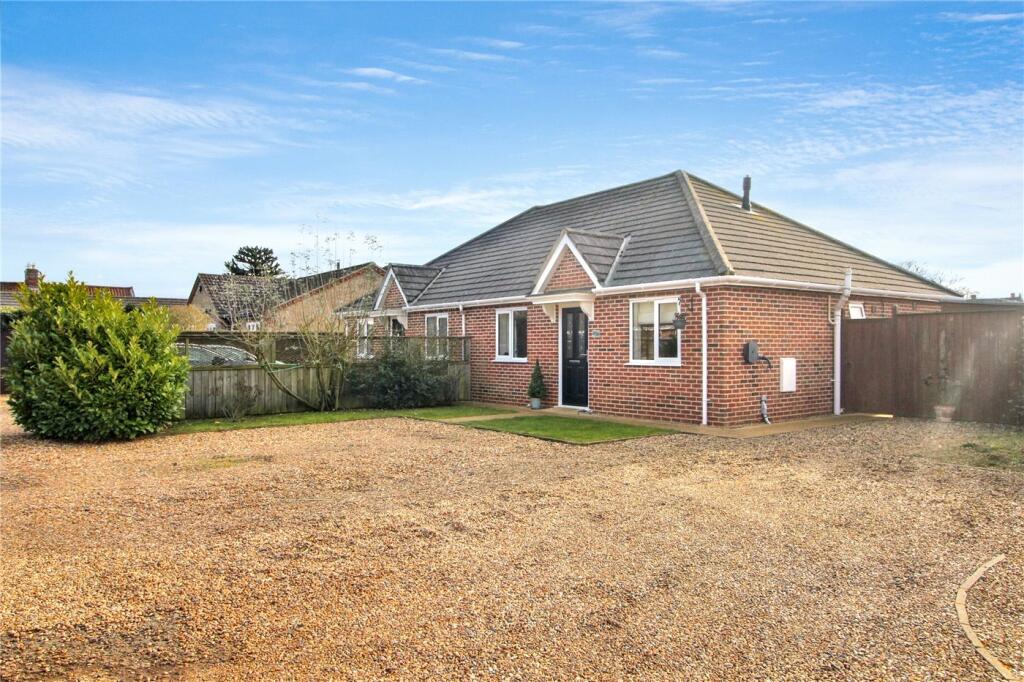 2-bed bungalow on Loddon Road, Ditchingham, Bungay, Norfolk, NR35, £270,000