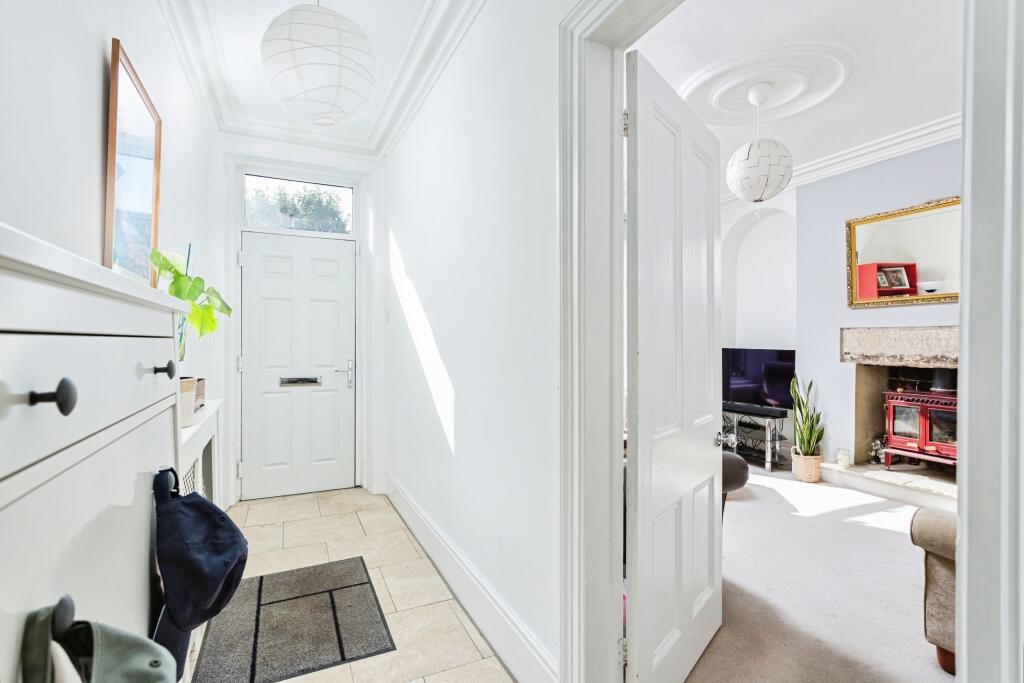 House in Leeds, Greenbottom, Guiseley - View 5