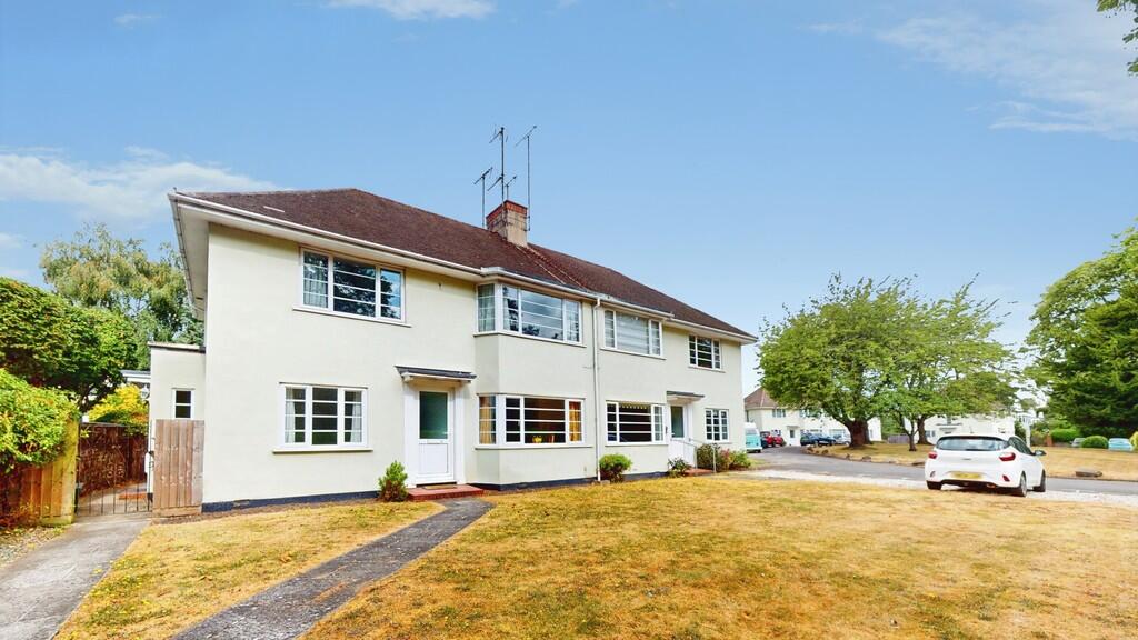 Main image of property: Anlaby Court, Evesham Road