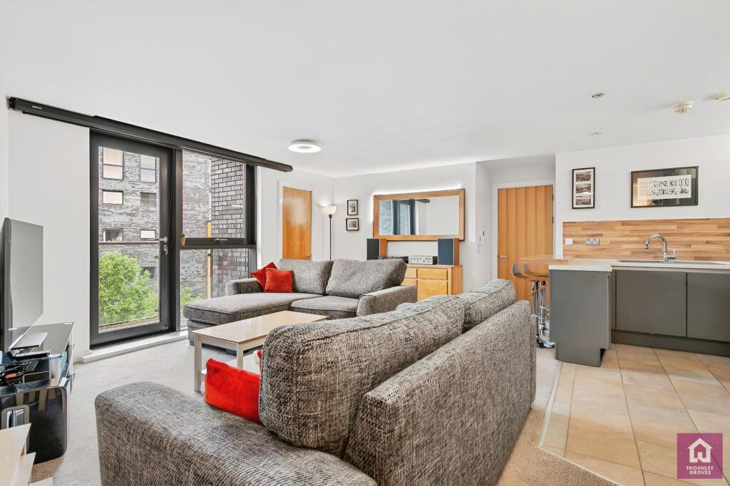 Apartment in Manchester, Castlefield, City Centre - View 2