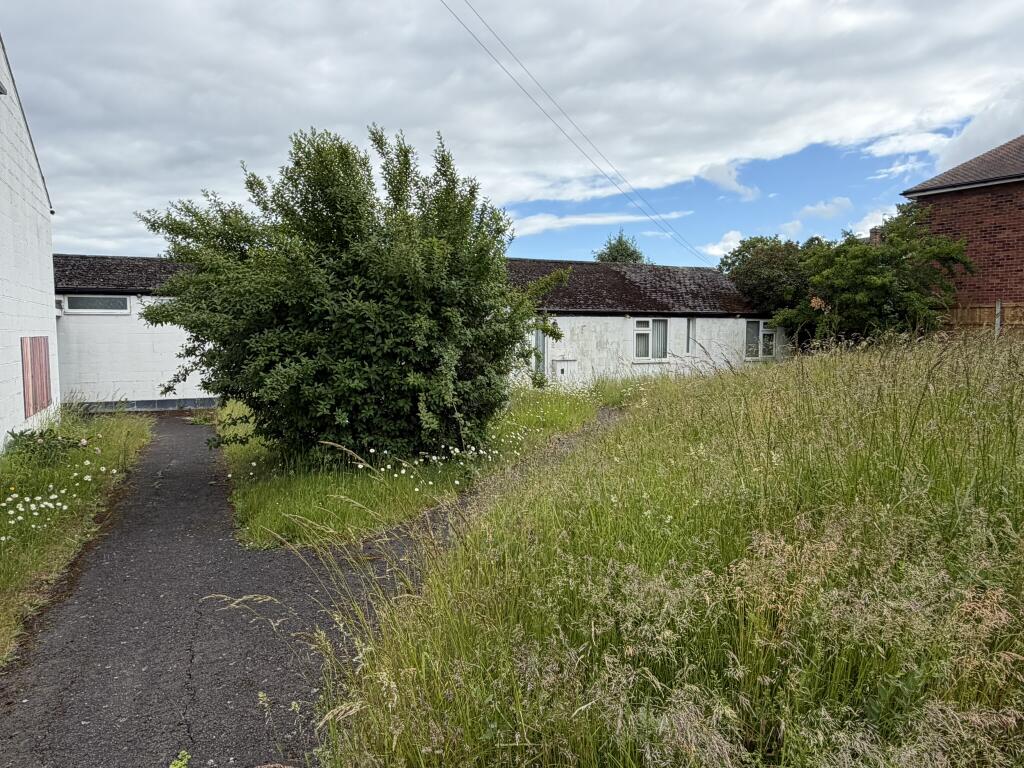 House in Doncaster - View 4