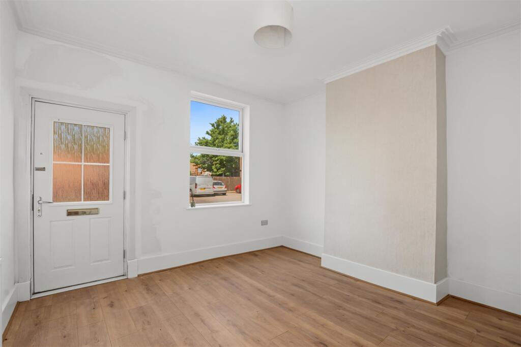House in Nottingham, Long Eaton - View 2