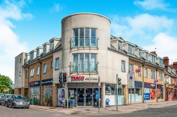 Main image of property: Salisbury House, Watford, WD18