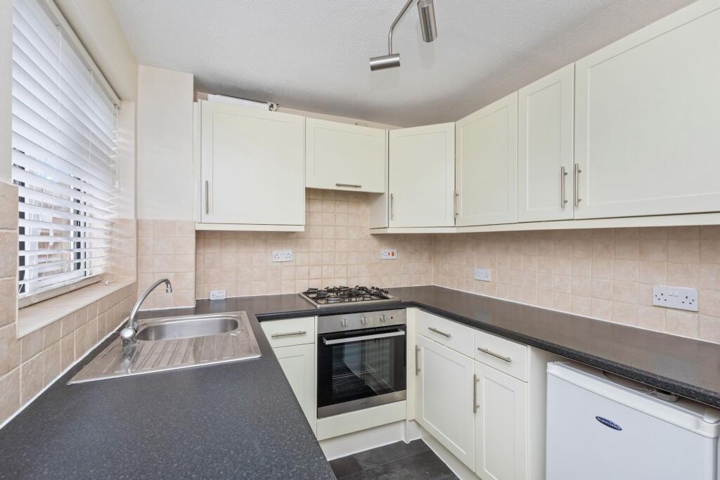 House in Horsham, West Sussex - View 5