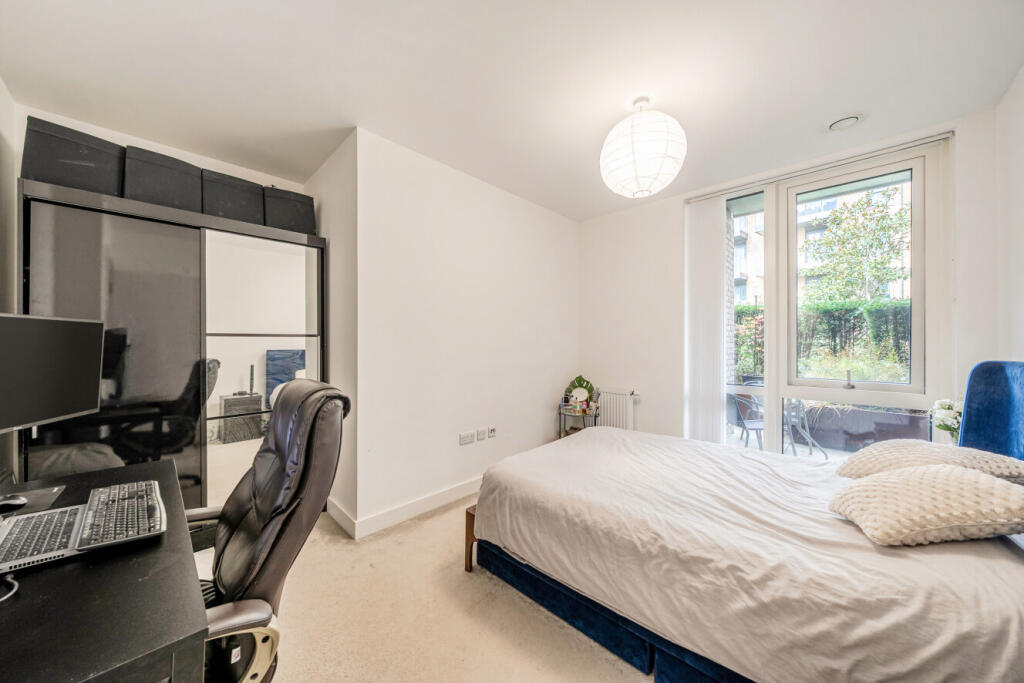 Apartment in London, Hammersmith - View 4