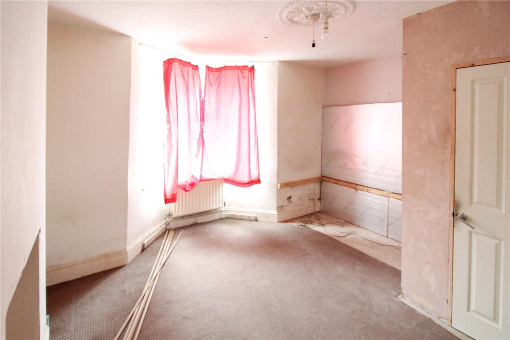 House in Swindon - View 3