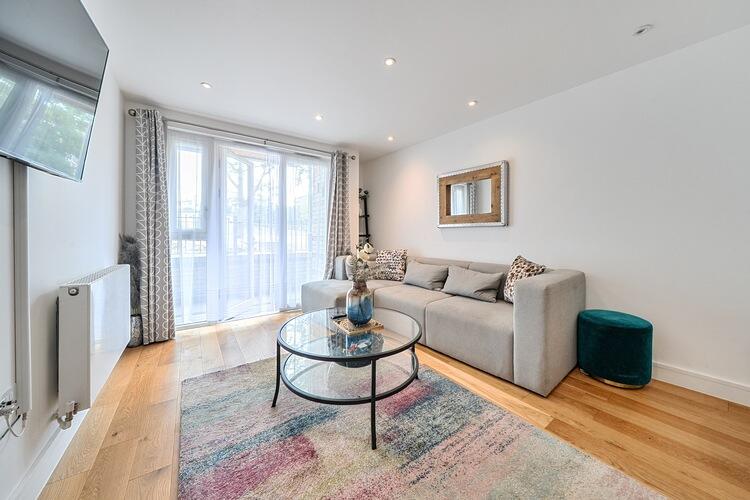 Apartment in London - View 4