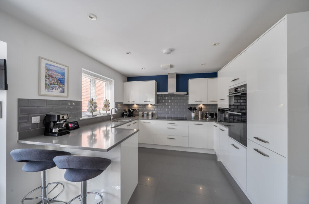 House in Swindon, Tadpole Garden Village, St. Andrews - View 5