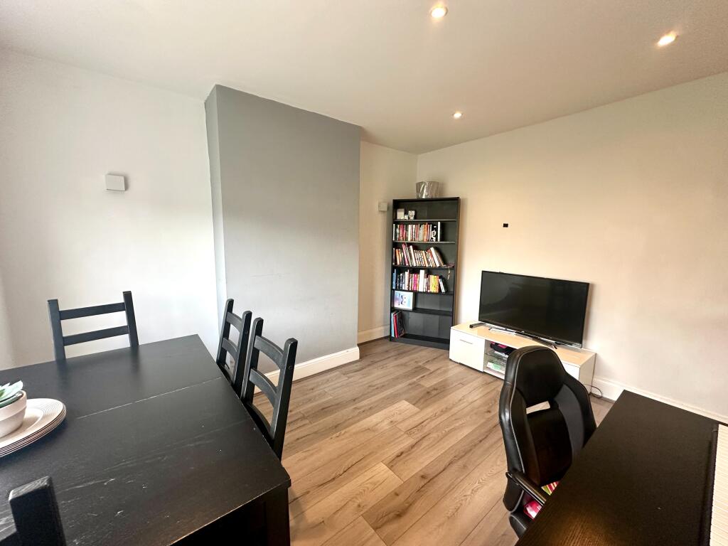 House in Walsall, West Midlands - View 5