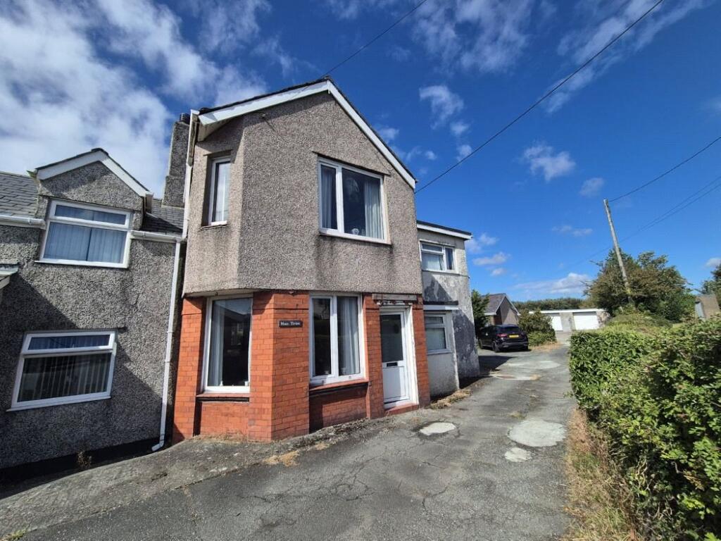 Apartment in Gaerwen, Llanfihangel Ysgeifiog
