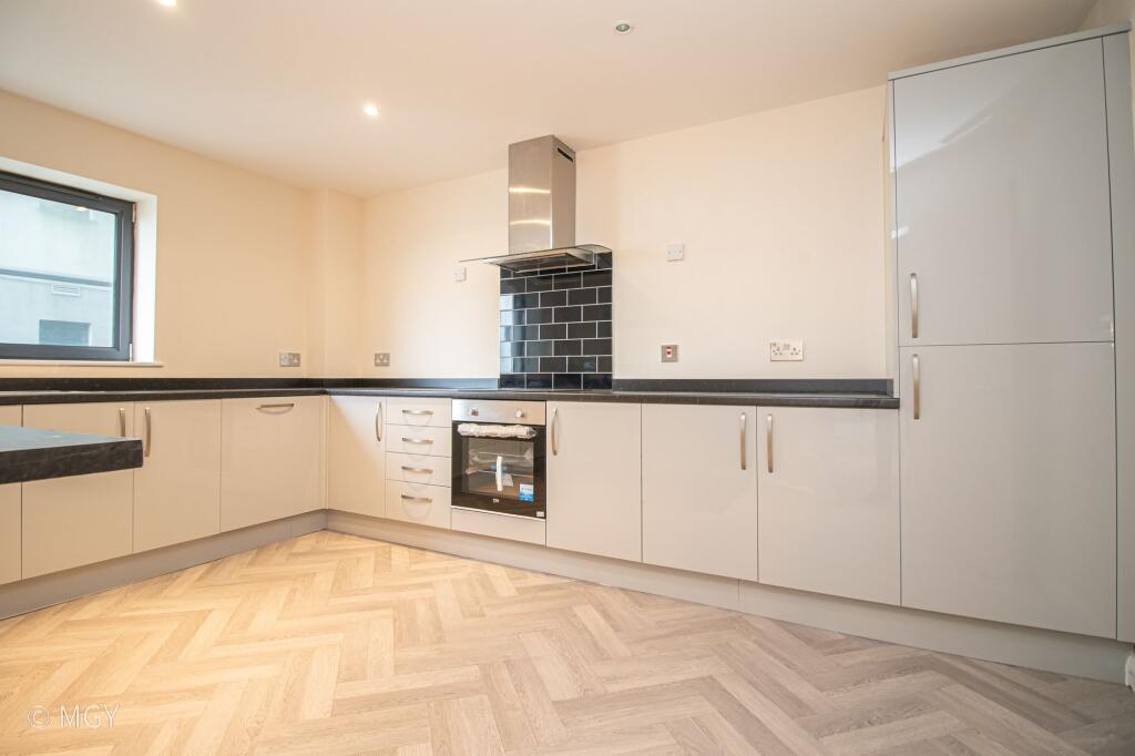 Apartment in Cardiff, Castle - View 5