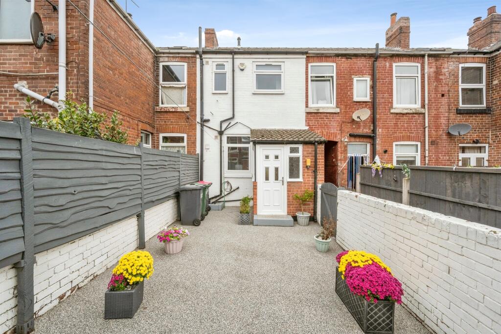 House in Rotherham, South Yorkshire - View 4