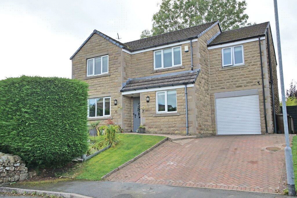 Main image of property: 3 Sykes Close, Salterforth, Lancashire, BB18 5SZ