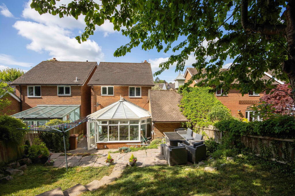 House in Watford - View 4