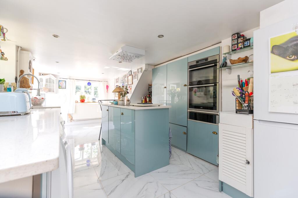 House in East Stour, Woodville, Stour Provost - View 3