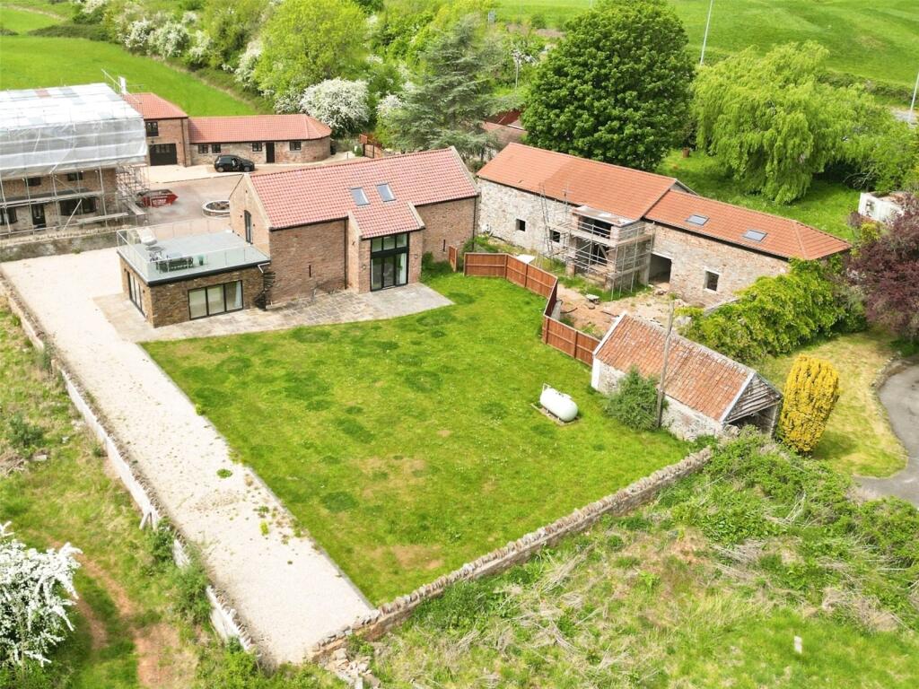 Main image of property: Threshing and Riverside Barns, Bristol, BS31