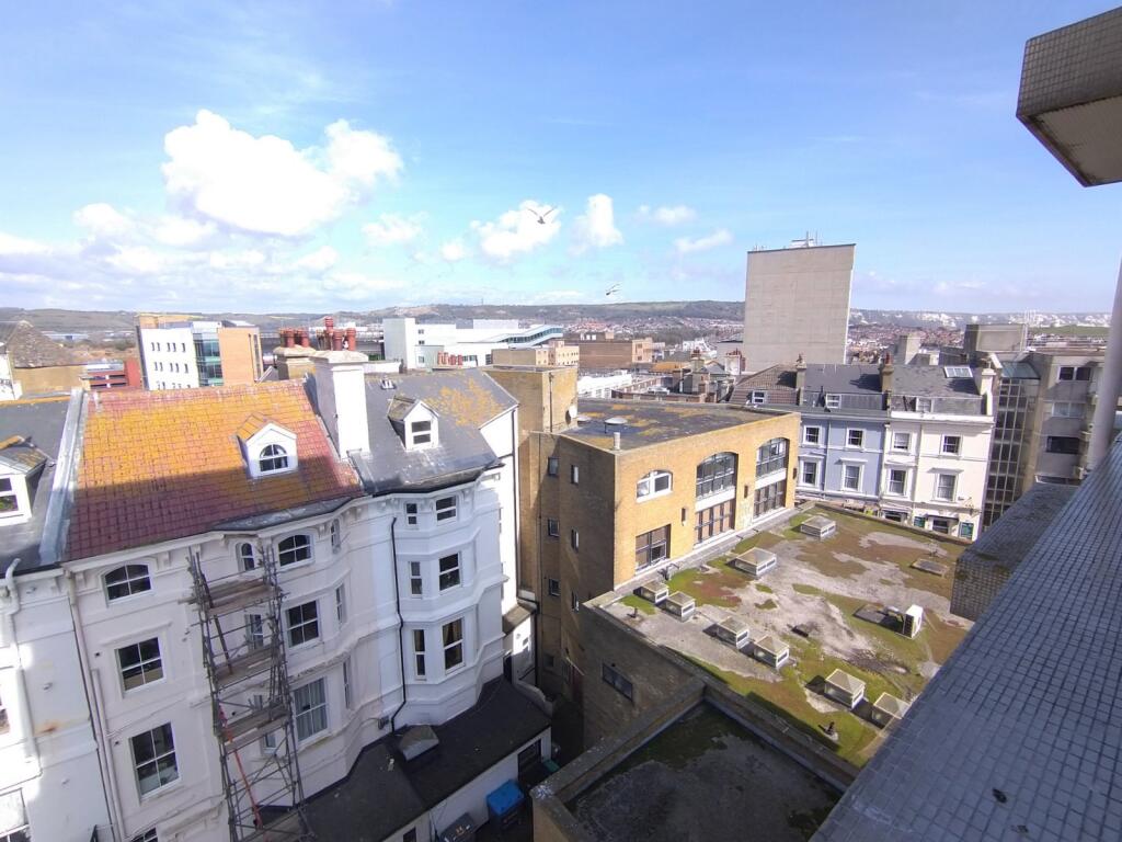 Apartment in Canterbury - View 4