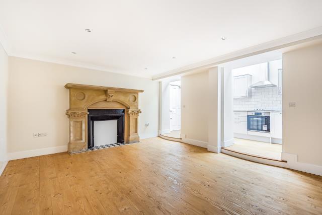 Apartment in Newbury, Speenhamland - View 4