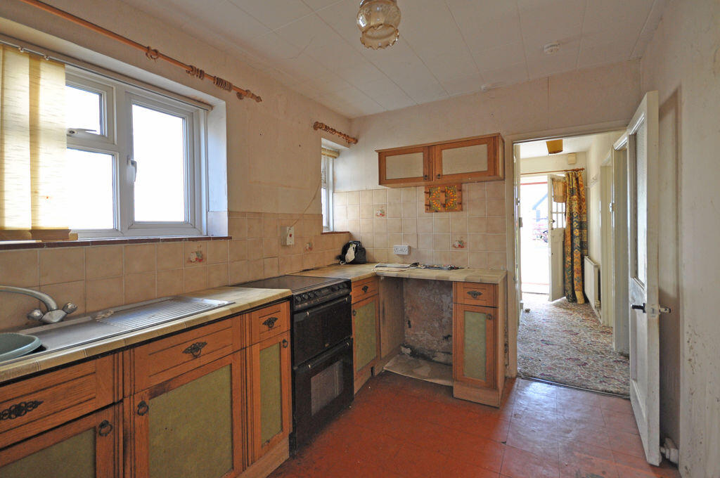 House in Newport, Cefn, Rogerstone - More