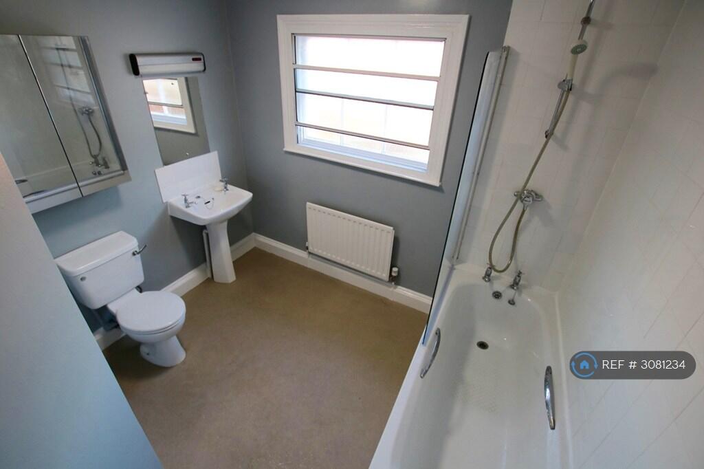 Apartment in Shrewsbury - View 5