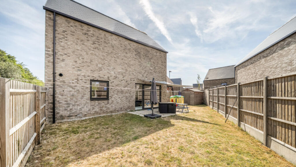 House in Cambridge - View 2