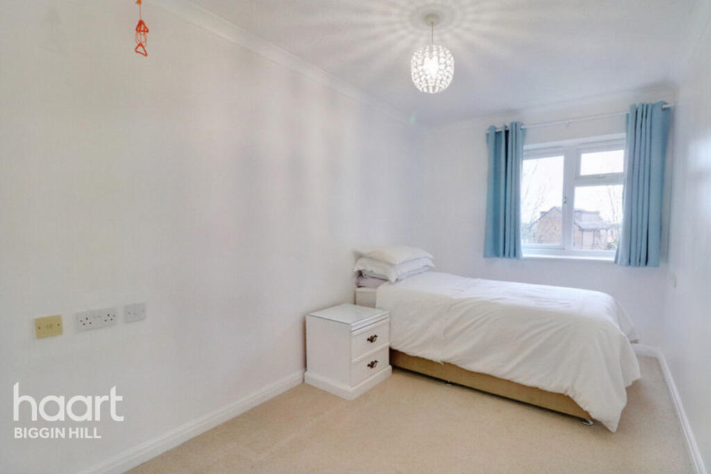 Apartment in Tonbridge - More