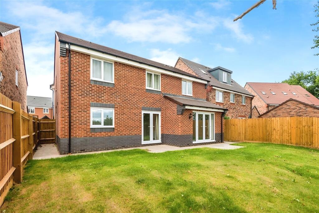 Overton Close, Eccleshall, Stafford, Staffordshire, ST21 photo 4