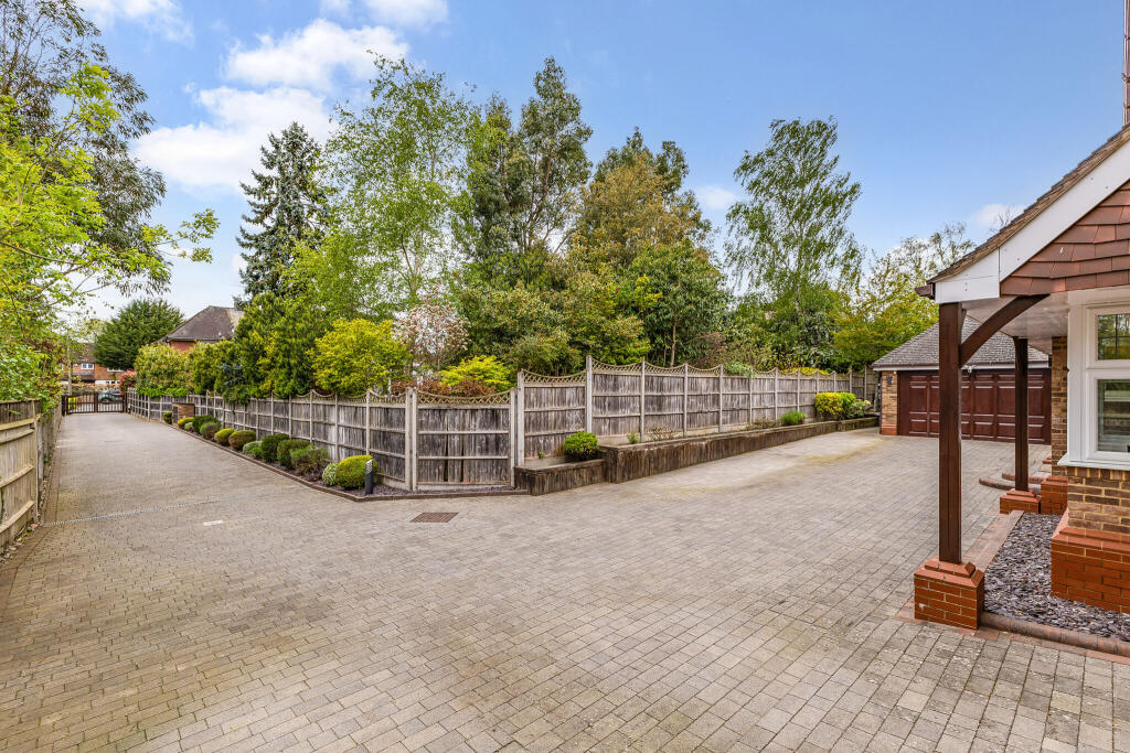 Additional image 17 of Wood End Road, Harpenden, AL5