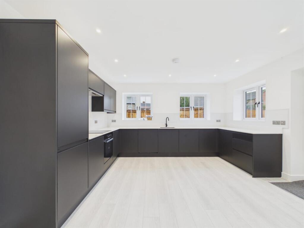 House in Colchester - View 2