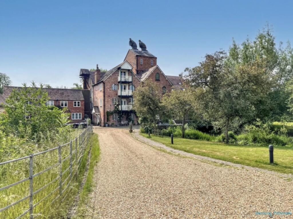 Race View, Great Alne Mill, Mill Lane, Great Alne, Alcester B49 6JA - View 3