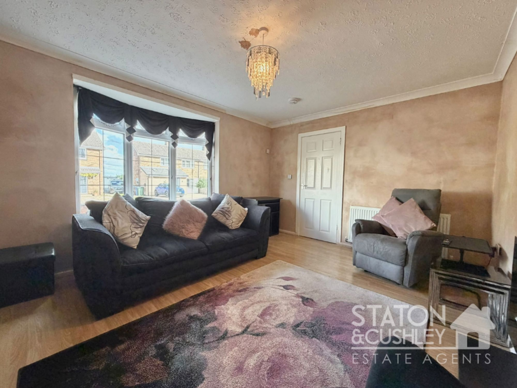 House in Mansfield, Forest Town - View 4