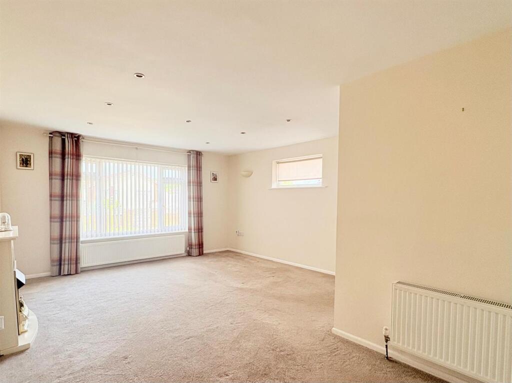 House in Ferndown, Tricketts Cross - More