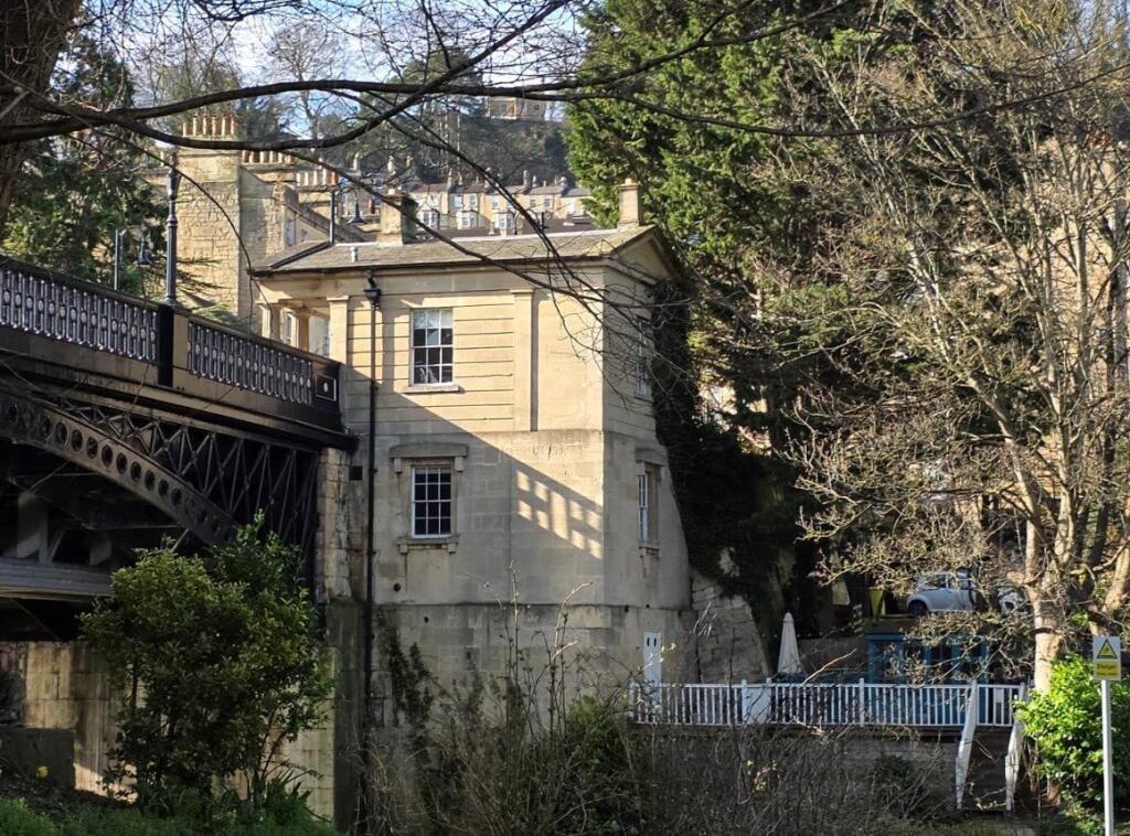 Main image of property: 3 Cleveland Bridge, Bath, Somerset, BA1