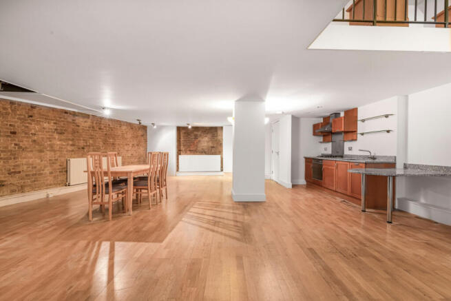 Michael Charles-Flat 8  Gowers Walk-6