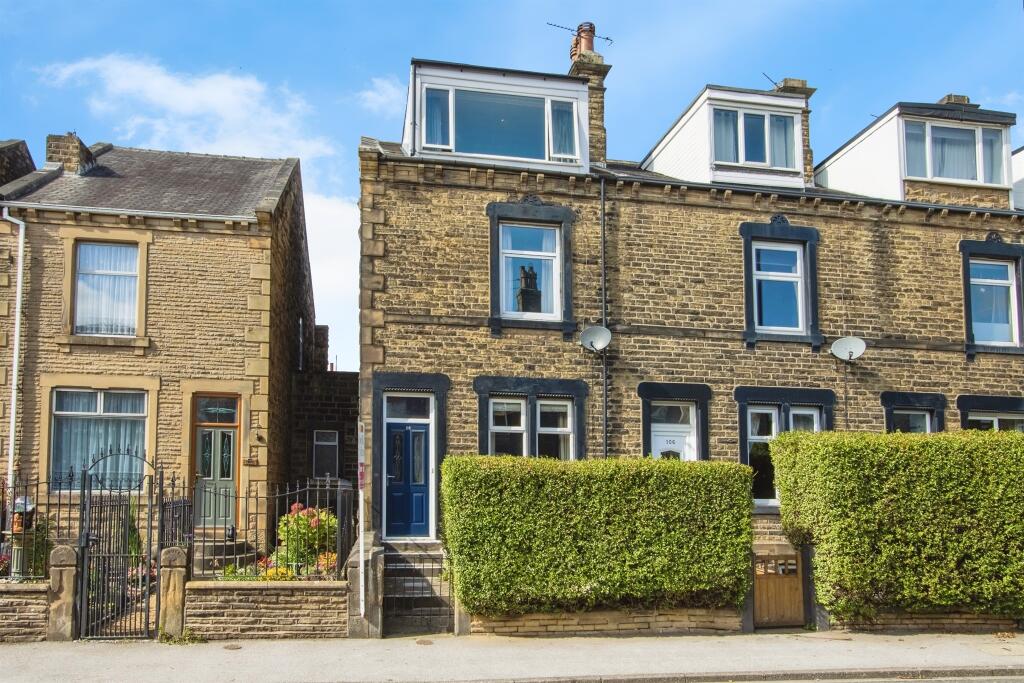 Main image of property: Fountain Street, Morley, Leeds