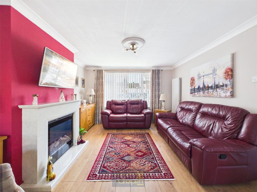 House in Southend-on-Sea - View 4