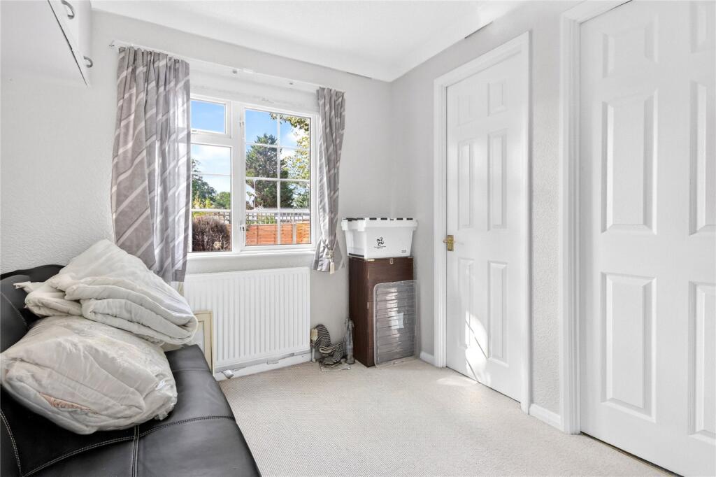 House in Reading - More